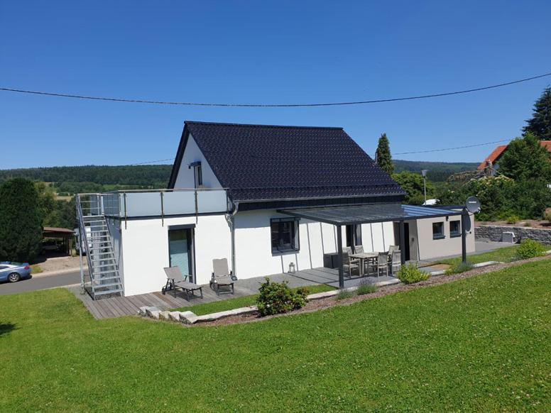 Ferienhaus Traumzeit Villa Neuhutten  Buitenkant foto